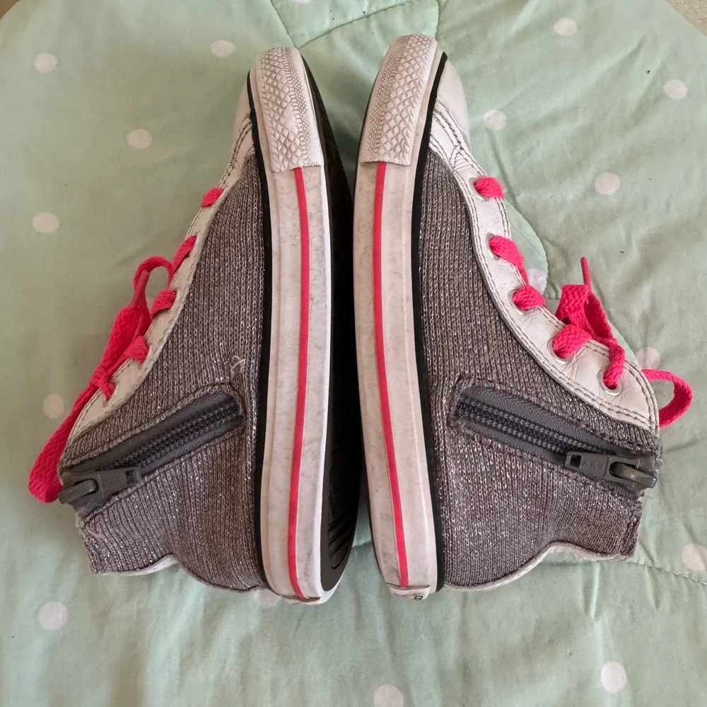 Converse Kids High-Top Sneakers with Pink and Gray Toddler size 10